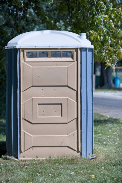 Best Luxury portable toilet rental  in Sewaren, NJ